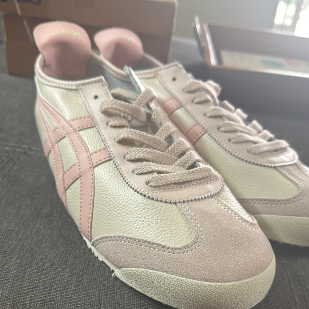 Onitsuka Tiger Pink and Cream Sneakers Vintage-Inspired and Rare Design. Unisex